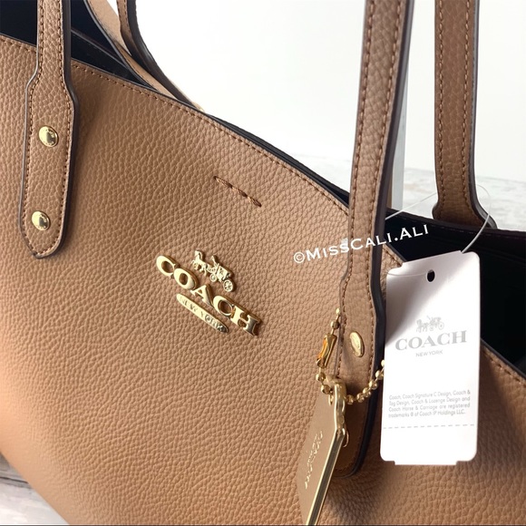 NWT COACH Town Tote Pebbled Leather Bag - Light Saddle - Picture 5 of 15